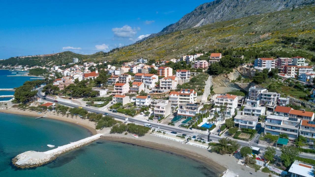 Apartmani Ticinovic Omis Exterior photo